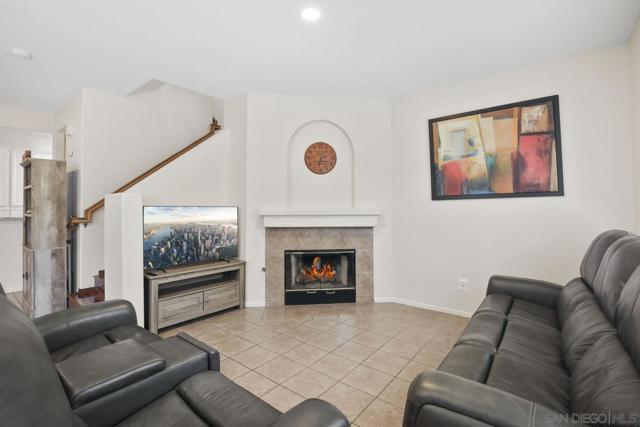 1376 Normandy Dr, Chula Vista CA: https://media.crmls.org/mediaz/fc06686d-889a-41de-a148-65485fd140e1.jpg
