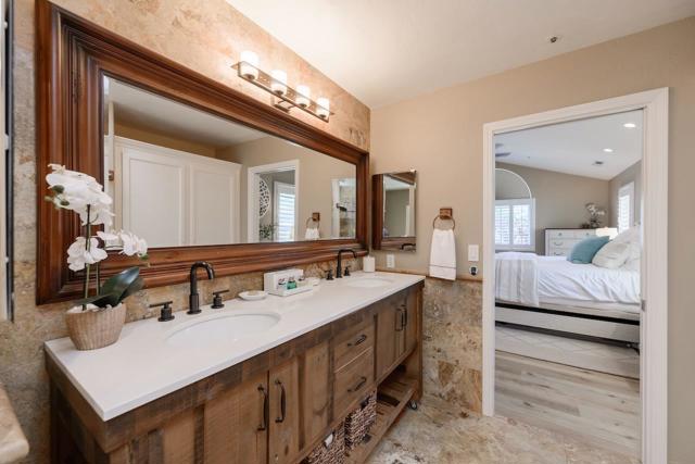 307 Sidesaddle Circle, Scotts Valley CA: https://media.crmls.org/mediaz/fc06d1a5-5481-4c28-a02f-0313f176f133.jpg