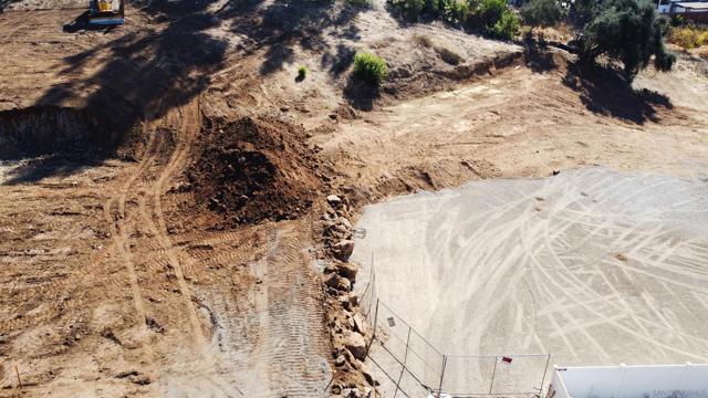 0 Echo Dr, La Mesa CA: https://media.crmls.org/mediaz/fc06df57-c04c-47e3-a406-bf7373471605.jpg
