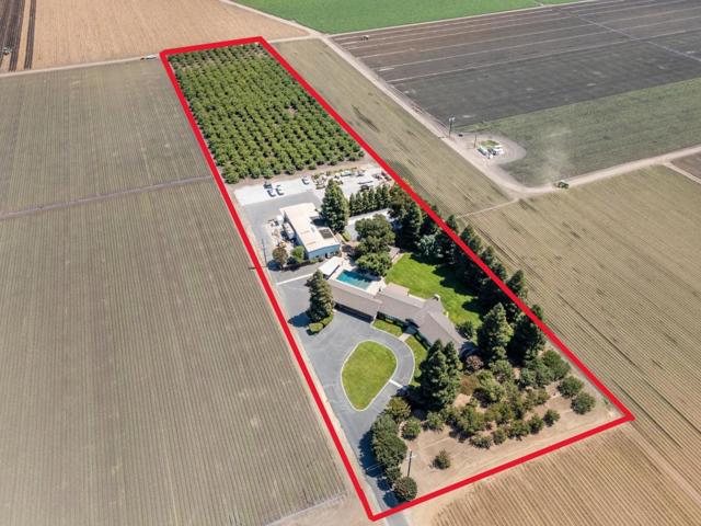 7096 Holsclaw Road, Gilroy CA: https://media.crmls.org/mediaz/fc0768a5-c246-46f7-80fd-e5ac57a30835.jpg