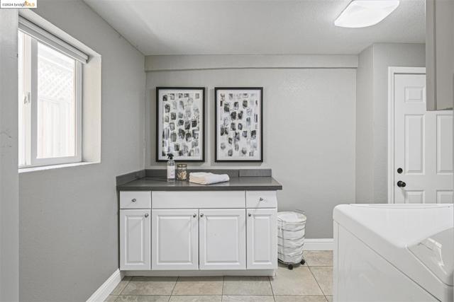Image 34 of 43 For 18 Conrad Ct
