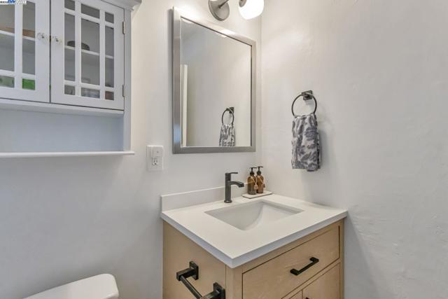 2019 E St, Hayward CA: https://media.crmls.org/mediaz/fc091af4-e8a5-453d-b24e-5b7b7f9aca30.jpg