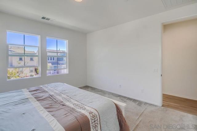 1225 Camino Avalon, Chula Vista CA: https://media.crmls.org/mediaz/fc094ca4-de68-4917-a732-03e479934433.jpg