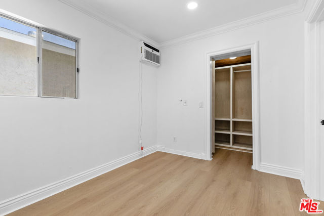 3915 1/2 S Budlong Avenue, Los Angeles CA: https://media.crmls.org/mediaz/fc0a2a0b-4ae8-4c2b-a729-7d144bc60b27.jpg