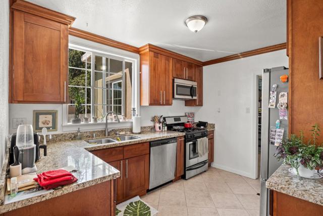 197 Nottingham Avenue, Redwood City CA: https://media.crmls.org/mediaz/fc0a9d51-d29e-4909-b9a4-cf0a6f425295.jpg