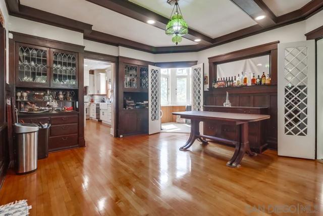 305 F Avenue, National City CA: https://media.crmls.org/mediaz/fc0db66d-a3a6-41f6-b468-d376ff290bce.jpg