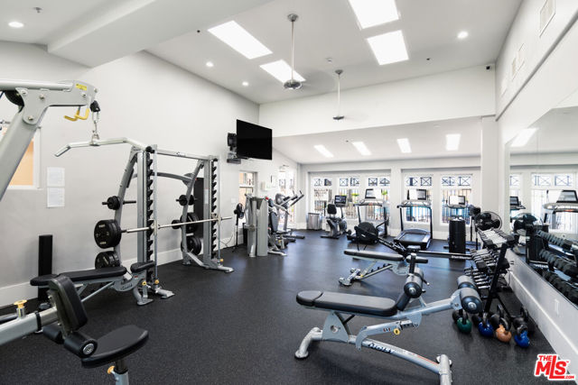 Drew Fenton | 16844 Calle De Sarah Pacific Palisades CA | MLS: 7448123