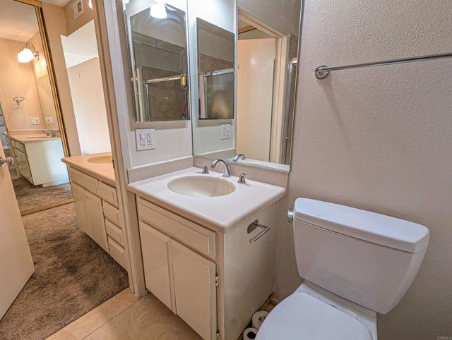 Image 10 of 27 For 12565 Oaks North Drive 211