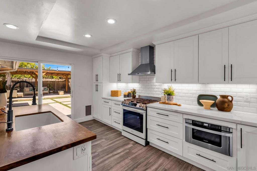 MLS #250034894SD img 10