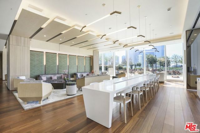 889 Francisco Street, Los Angeles CA: https://media.crmls.org/mediaz/fc0fd976-b0b4-4aa9-a5ad-0431129a8387.jpg