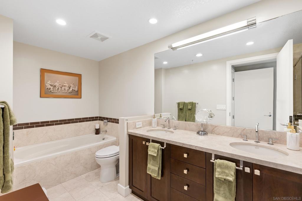 1199 Pacific Hwy - photo 18