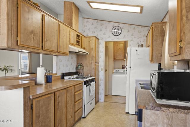 Detail Gallery Image 14 of 43 For 10685 Blackburn Rd #72,  Ventura,  CA 93004 - 2 Beds | 2 Baths