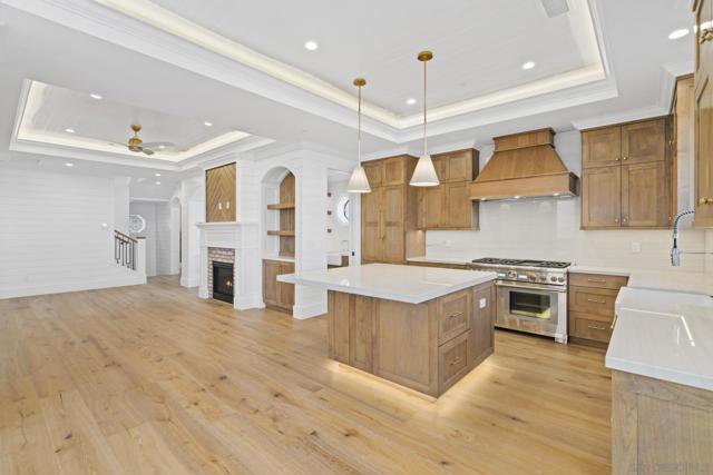 Image 6 of 57 For 464 Westbourne St