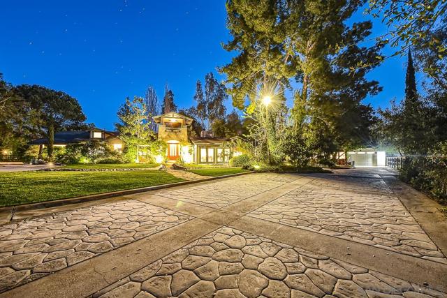 13327 Calle Colina, Poway, California 92064, 6 Bedrooms Bedrooms, ,5 BathroomsBathrooms,Single Family Residence,For Sale,Calle Colina,250020636SD