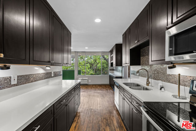 1200 N Flores Street, West Hollywood CA: https://media.crmls.org/mediaz/fc13488e-cc1a-4373-a692-d92189e44b88.jpg
