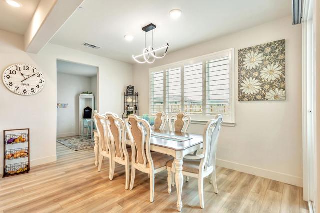172 Vienna Way, Hollister CA: https://media.crmls.org/mediaz/fc14e763-059a-4f7d-979f-24791f7e75ab.jpg