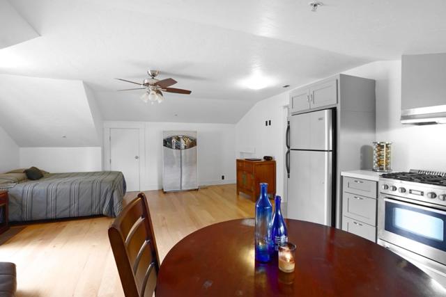 385 Miramar Drive, Half Moon Bay CA: https://media.crmls.org/mediaz/fc1541b4-70a8-4910-a992-12dfdf587aa8.jpg