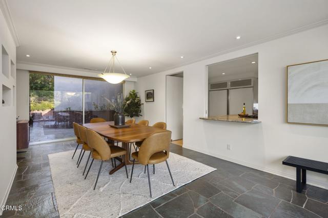 635 Rockwood Road, Pasadena CA: https://media.crmls.org/mediaz/fc15d222-923c-4d06-b965-9946bc5c38a2.jpg