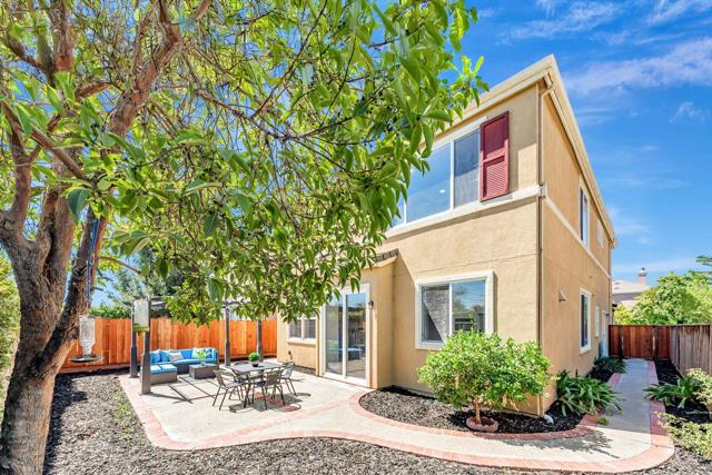 36397 Dijon Drive, Newark CA: https://media.crmls.org/mediaz/fc1616ba-d1e3-4797-8fbe-98e6c881db44.jpg