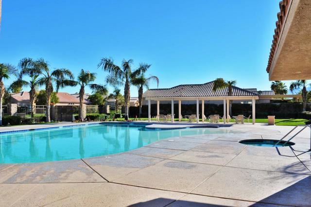 45120 Eagle Crest Court, Indio CA: https://media.crmls.org/mediaz/fc17c458-580a-4ab6-9a42-7680c5ba6fdb.jpg