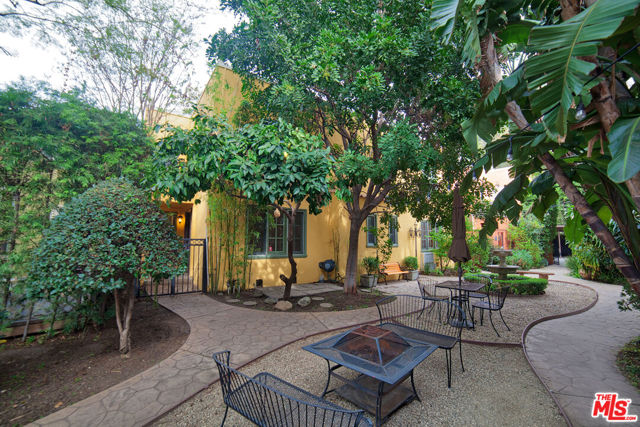 2044 2046 N Highland Avenue, Los Angeles CA: https://media.crmls.org/mediaz/fc17ccc4-156e-4ff0-b1f5-ab0d022e9a92.jpg