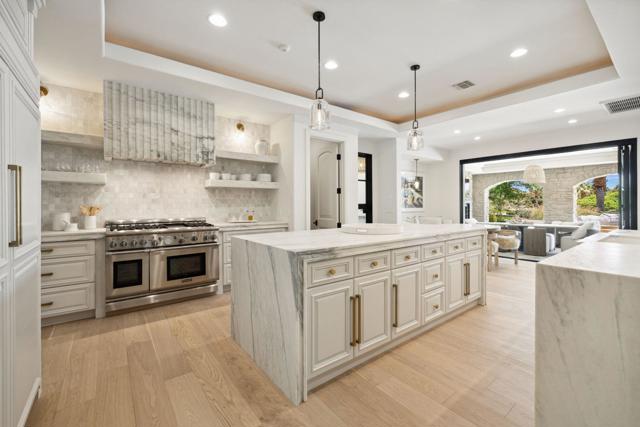 80740 Via Portofino, La Quinta CA: https://media.crmls.org/mediaz/fc185997-47ff-4ee0-82cc-dbd558bbef36.jpg