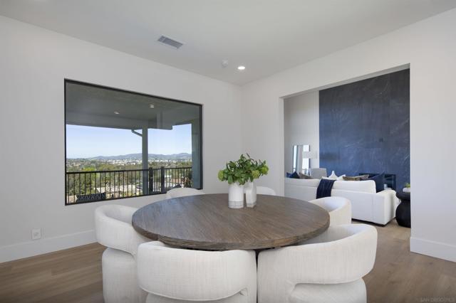 1561 La Plaza, San Marcos CA: https://media.crmls.org/mediaz/fc189033-7682-4bec-abd1-7008c1557380.jpg