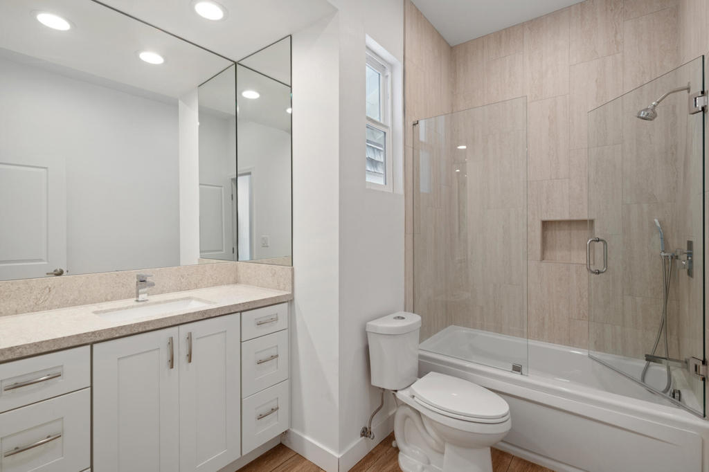 Fc1941d8 443e 4a72 A39c 74e98e73b36e