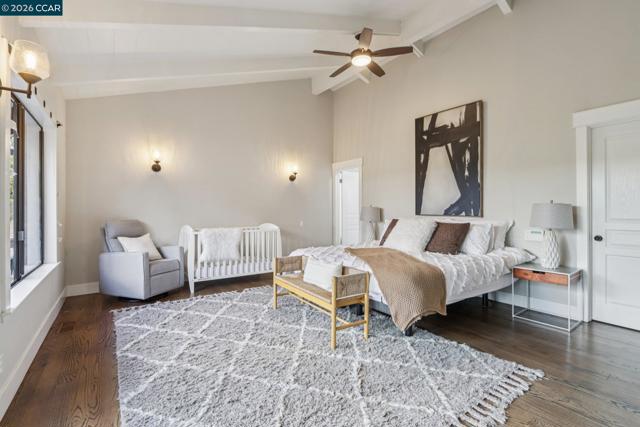 Image 20 of 55 For 858 Mountain View Dr