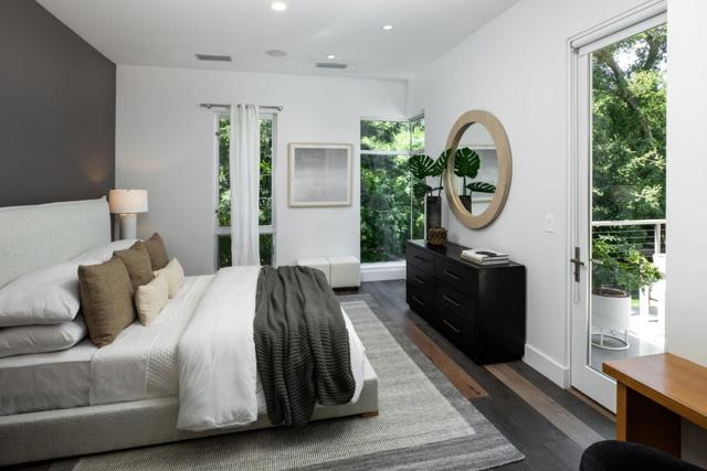 454 Cypress Drive, Los Altos CA: https://media.crmls.org/mediaz/fc1b199c-341a-4594-9c13-ce815f3aca6d.jpg