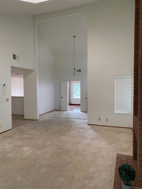 Detail Gallery Image 7 of 21 For 11668 Corte Morita, San Diego,  CA 92128 - 3 Beds | 2 Baths