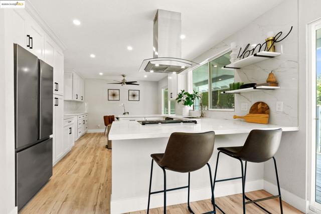 3459 Pinewood Dr, Hayward CA: https://media.crmls.org/mediaz/fc1ba35d-f1a0-4318-8599-25b67db816f2.jpg