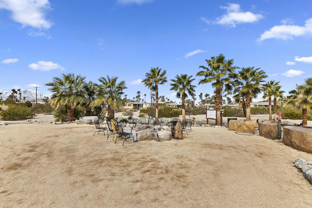 74711 Dillon Road, Desert Hot Springs CA: https://media.crmls.org/mediaz/fc1ba3fb-d9e7-4b03-aff5-a2454d3a5873.jpg