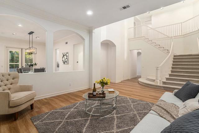 Image 11 of 60 For 817 Lynwood Drive