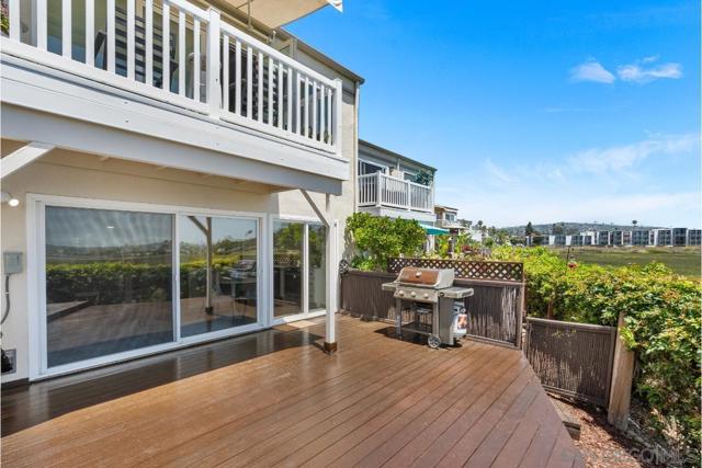 4007 Crown Point Drive, San Diego CA: https://media.crmls.org/mediaz/fc1e948b-00b5-4ca0-9542-81b0fdf83491.jpg