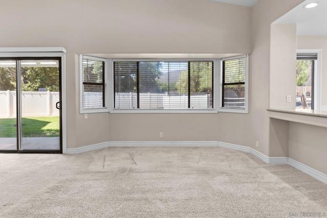 16345 Bassett Ct, Ramona CA: https://media.crmls.org/mediaz/fc203f38-092d-4d31-ab2d-eeee0f0ddbd7.jpg