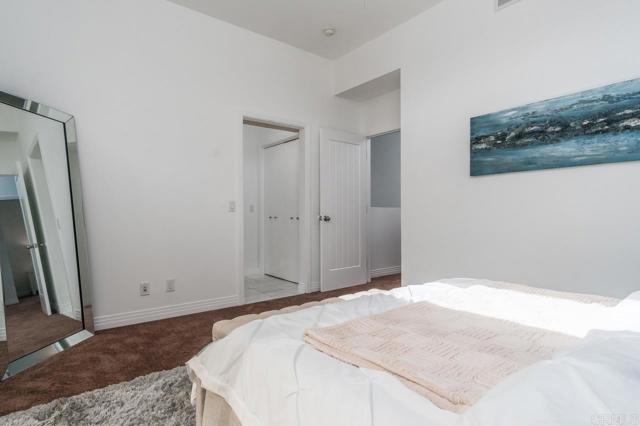 Detail Gallery Image 10 of 21 For 5050 Cahuenga Bld, North Hollywood,  CA 91601 - 3 Beds | 2/1 Baths