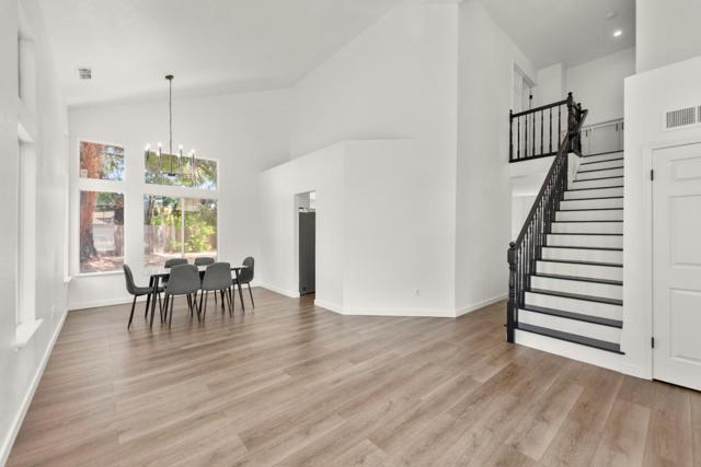 6431 Canyon Creek Way, Elk Grove CA: https://media.crmls.org/mediaz/fc218945-d763-4fdf-8347-8ba68399fd9d.jpg