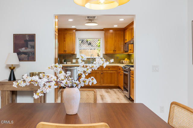 Detail Gallery Image 28 of 58 For 958 E Orange Grove Bld, Pasadena,  CA 91104 - 6 Beds | 4 Baths