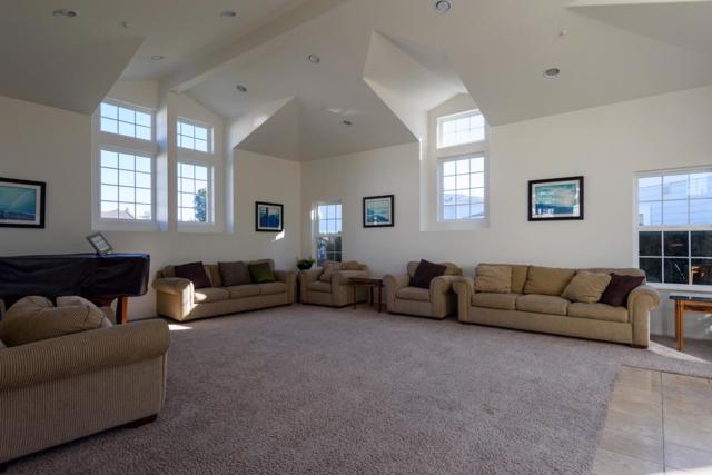 129 Outlook Circle, Pacifica CA: https://media.crmls.org/mediaz/fc222a73-6a97-40fa-a793-63c3521687a6.jpg