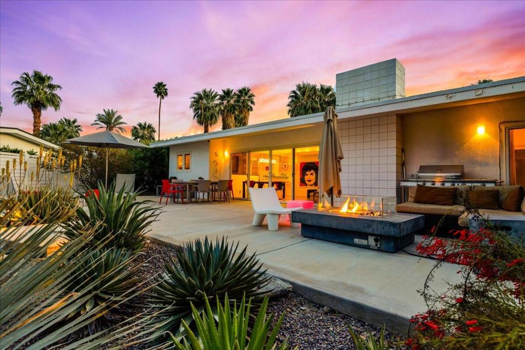 MLS #219145217DA image #3
