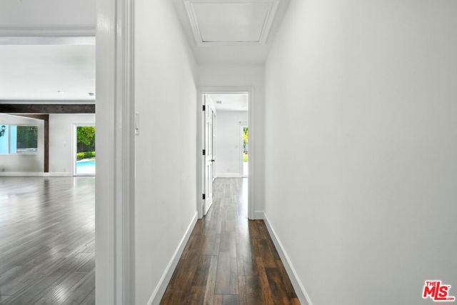 20616 Quedo Drive, Woodland Hills CA: https://media.crmls.org/mediaz/fc24579b-955f-4313-9bb6-4cc69c516f7e.jpg