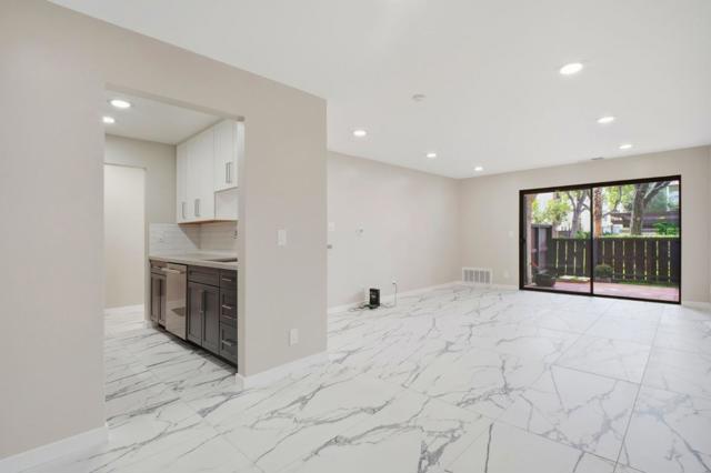 39975 Cedar Boulevard, Newark CA: https://media.crmls.org/mediaz/fc2561d0-f542-4f04-8765-2433080d444d.jpg