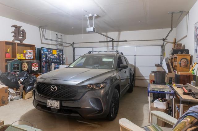 223 Apple Avenue, Greenfield CA: https://media.crmls.org/mediaz/fc25fc44-245a-4351-83ef-a93d3d4fb3f7.jpg