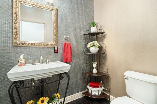52540 Vino, La Quinta CA: https://media.crmls.org/mediaz/fc267a52-9acb-4010-8c6a-53068c47ef01.jpg