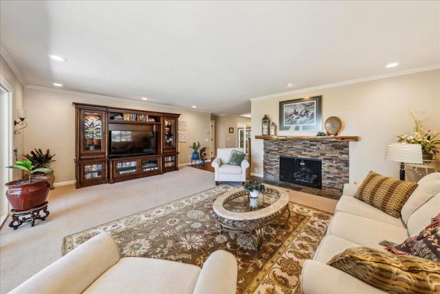 1 Windsor Rise, Monterey CA: https://media.crmls.org/mediaz/fc26fc5e-0ded-470e-96aa-f9c3a7086899.jpg