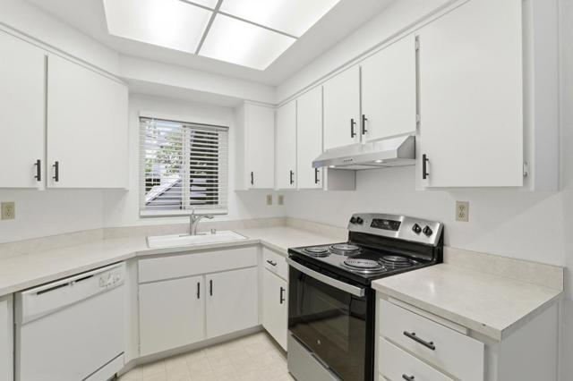 414 Shadowgraph Drive, San Jose CA: https://media.crmls.org/mediaz/fc270a4a-c6b4-4e69-964d-4a048fa21643.jpg