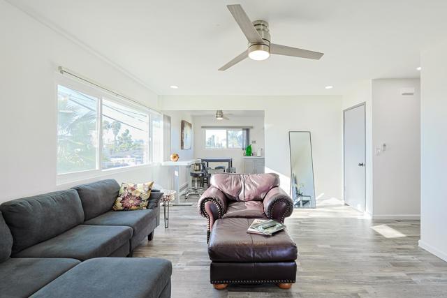 Detail Gallery Image 5 of 26 For 2437 D St, National City,  CA 91950 - 3 Beds | 2 Baths