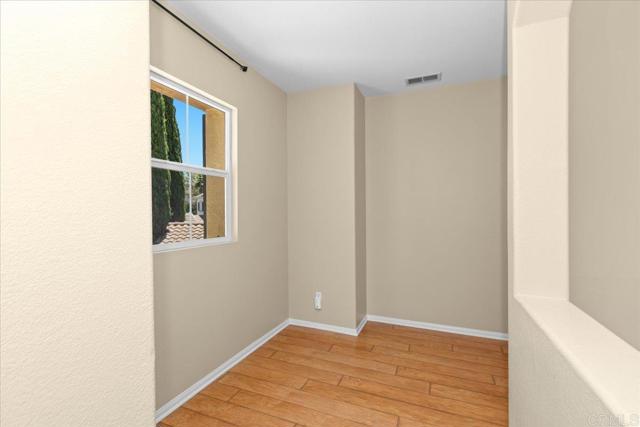 1560 Eden Court, San Marcos CA: https://media.crmls.org/mediaz/fc27383d-baf4-4c5c-9354-dac9c725b125.jpg