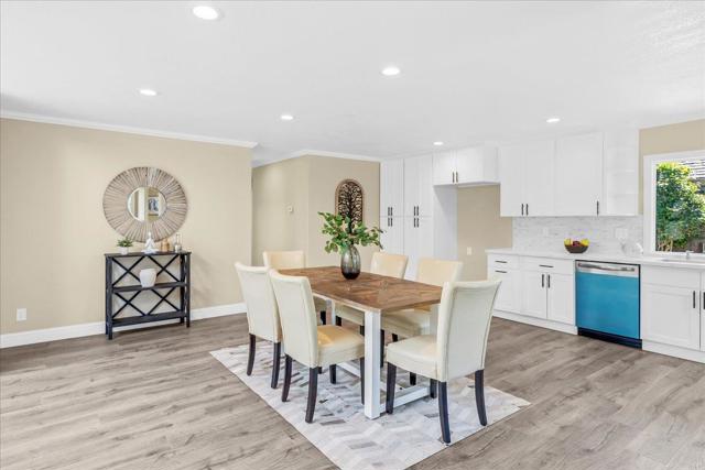 31 La Mirada Court, Salinas CA: https://media.crmls.org/mediaz/fc28acf7-6e34-478f-aec9-2f1e4ac0b8a5.jpg